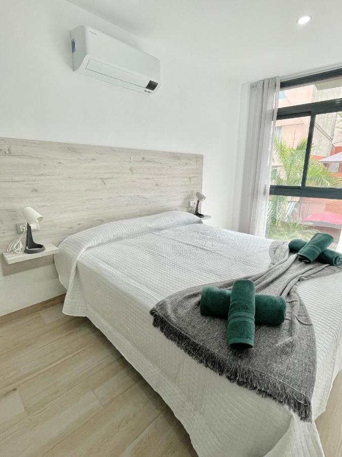 Island Suites Arona  Exterior foto