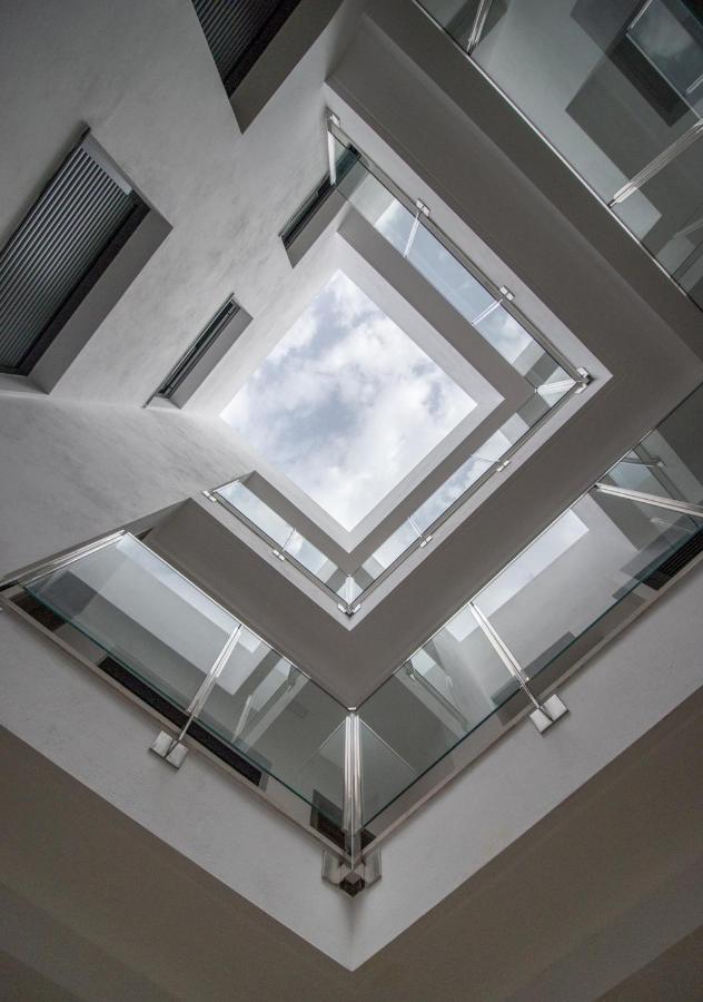 Island Suites Arona  Exterior foto