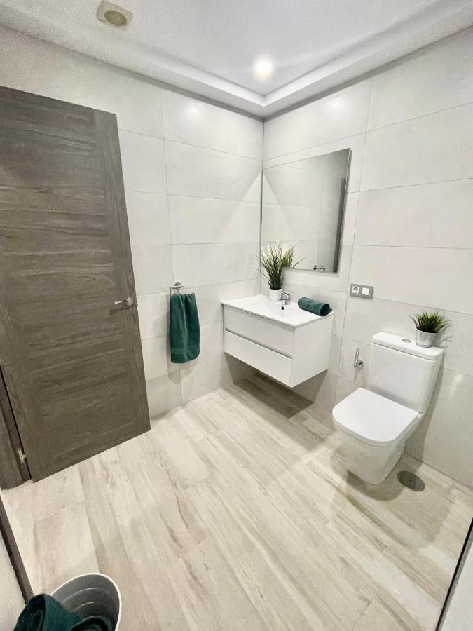 Island Suites Arona  Exterior foto